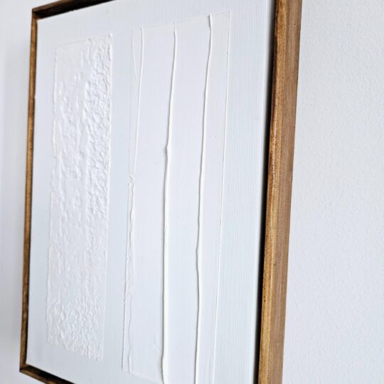 CY34497 Simple white No4