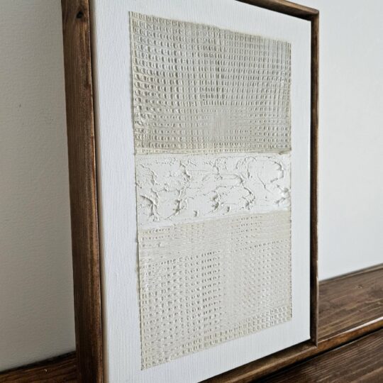 CY00497 Simple white No5